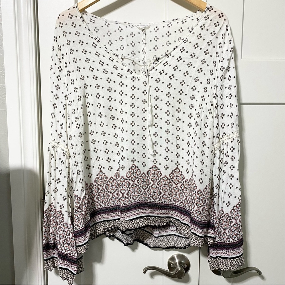 Aeropostale boho bell sleeve white top size X-Large